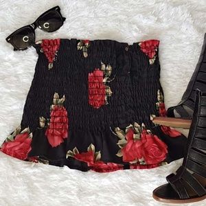 MOA collection flower sleeveless crop top Size M